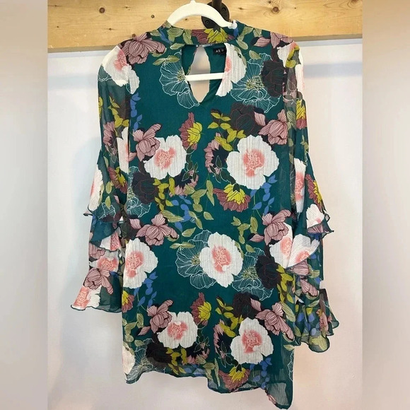 As U Wish Floral-Print Choker-Neck Dress (Green Blush, XS) - Picture 2 of 5